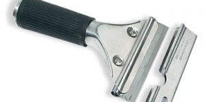 ידית מתכת קצרה לסכין או למגב חלון